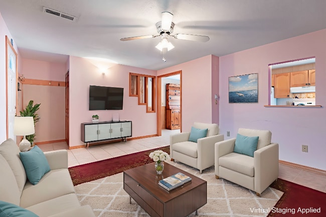 Building Photo - 43 Commons Dr