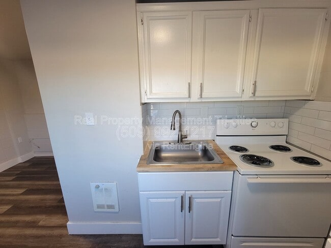 Foto del edificio - 124 W Shoshone St