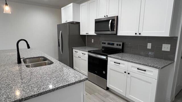 Foto del edificio - 1913 Cypress Ln