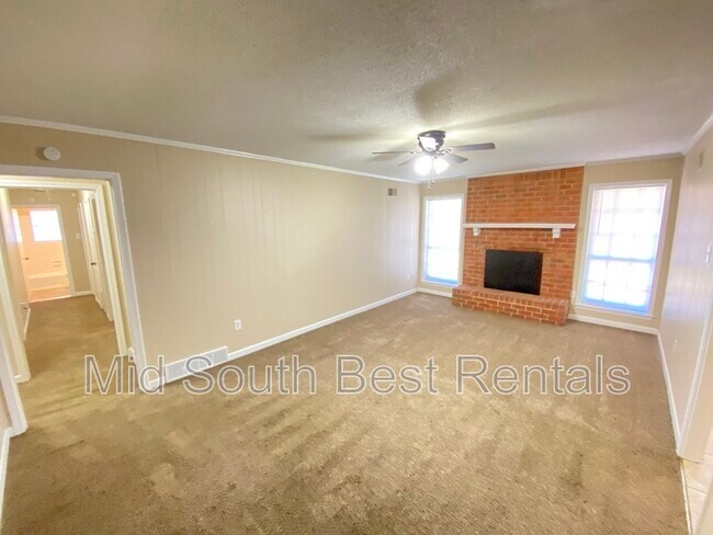 Foto del edificio - 3506 Fox Meadows Rd