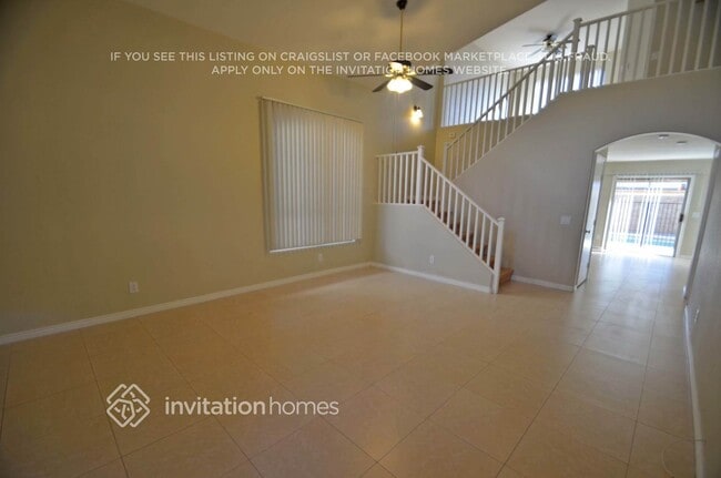 Building Photo - 12925 W Palm Ln