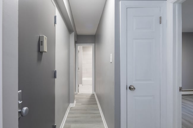 Interior Photo - Mandela