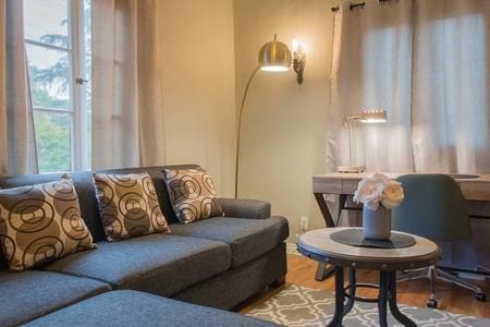 Sala de estar - 83 W Glenarm St