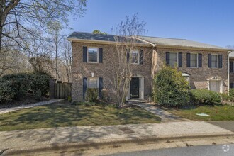 Building Photo - 1934 Mountain Laurel Ln