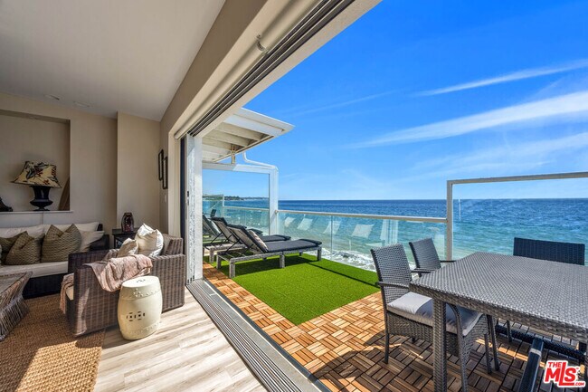 Foto del edificio - 25444 Malibu Rd