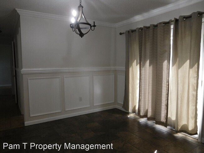 Foto del edificio - 3 br, 1.5 bath House - 204 Holiday Circle