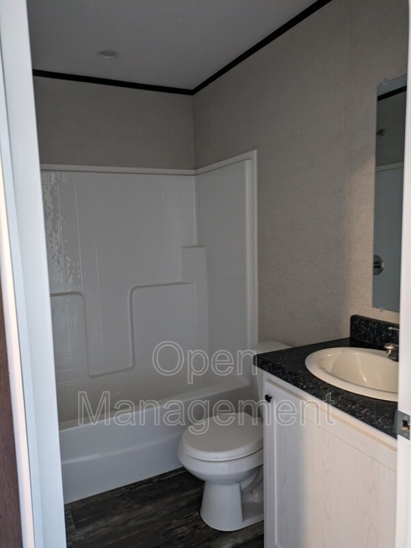 Foto del edificio - 7534 US-60