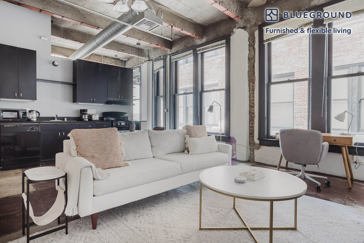 Foto principal - 408 S Spring St