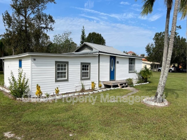 Photo - 34 S Dean Rd House