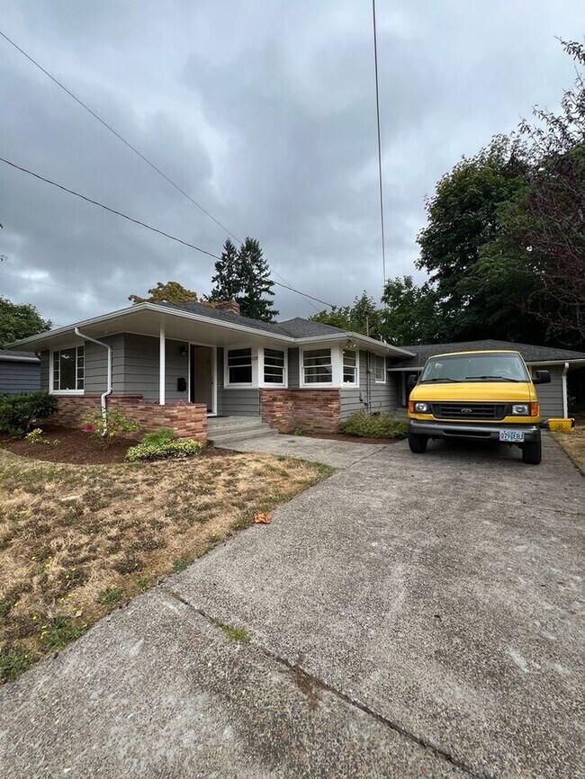 Building Photo - Reserve Now: Spacious, Newly Renovated 5-B...