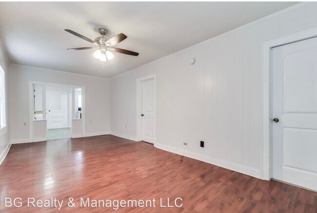 Foto del edificio - 2 br, 1 bath House - 105 1st Street