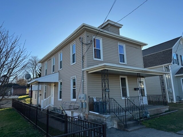 Foto del edificio - 104 Baughman Ave