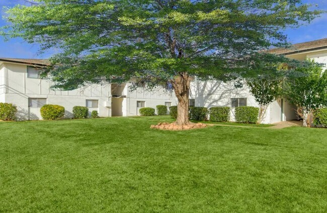 Interior Photo - Summer Place Apartments