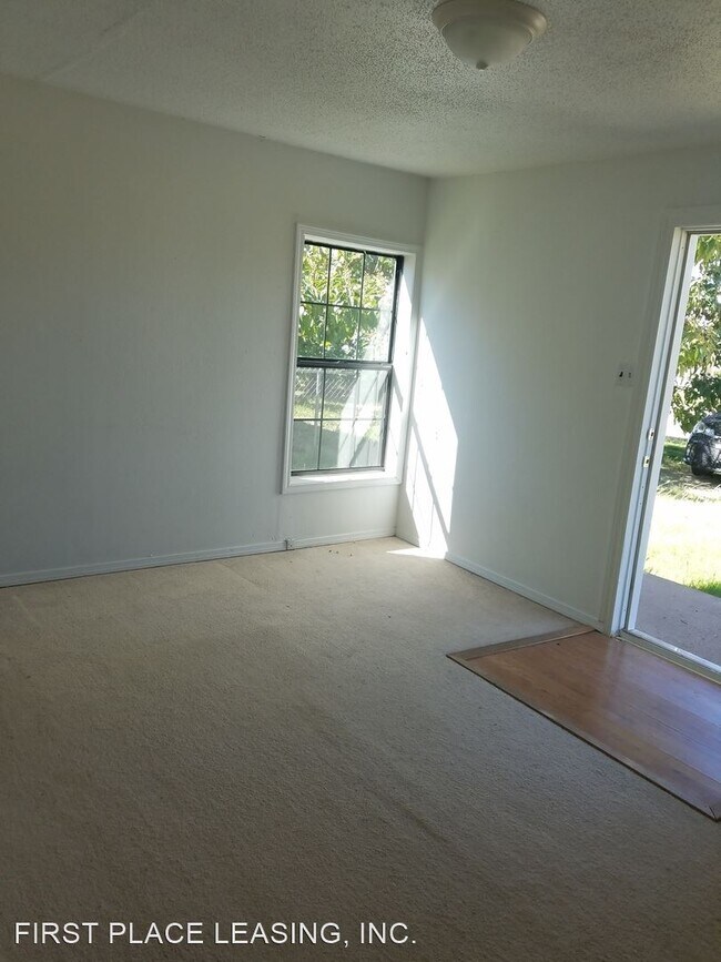 Foto del edificio - 2 br, 1 bath House - 607 W. 17th St.