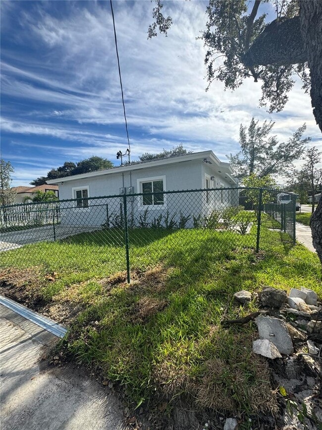 Building Photo - 4493 NW 15th Ave