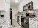 Cocina - 5815 Rexford Dr