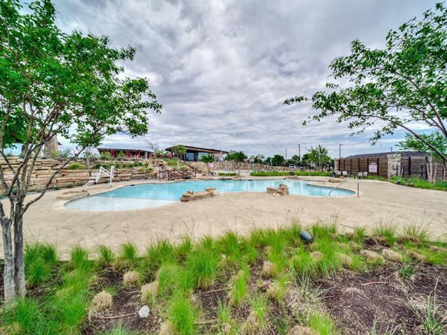 Foto del edificio - 9733 Tinsley St