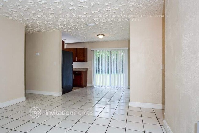 Foto del edificio - 1475 NW 195th St