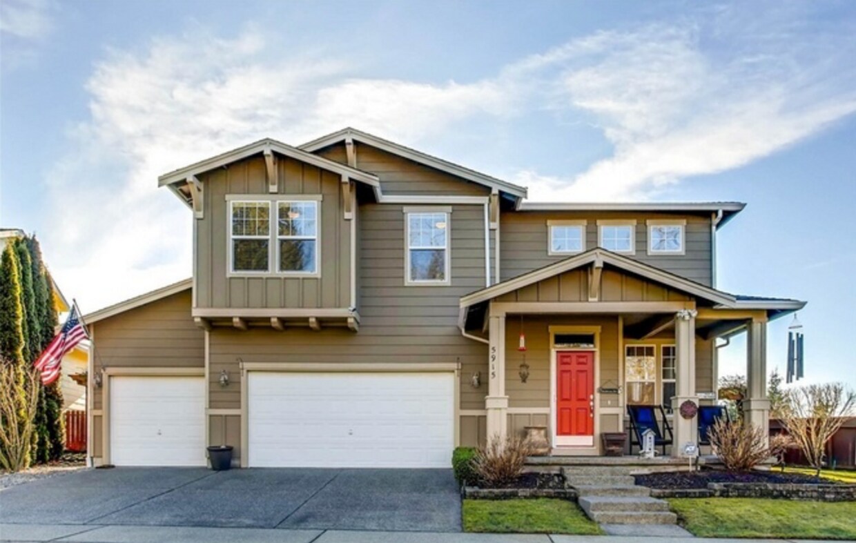 Foto principal - Beautiful 5 Bed 2.5 Bath Renton Home!