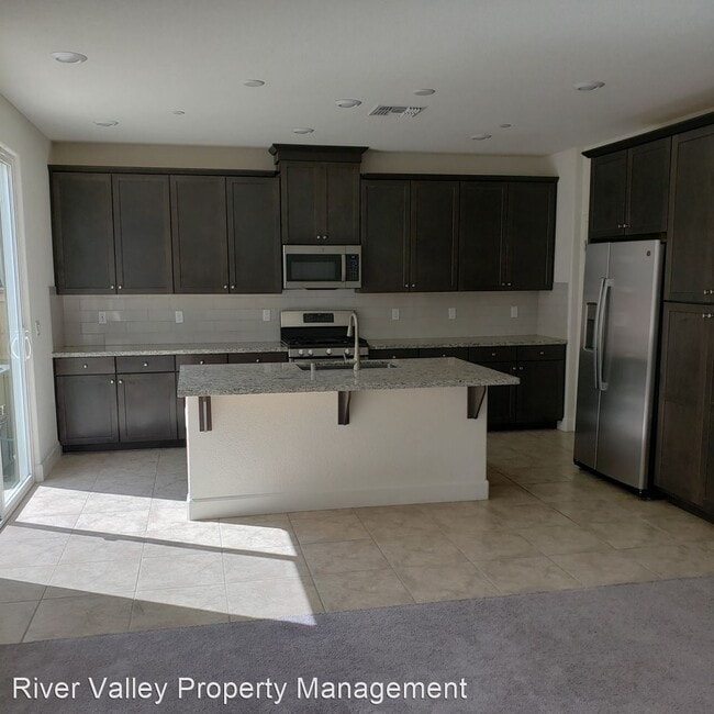 Building Photo - 3 br, 2.5 bath House - 3590 Candletree Way