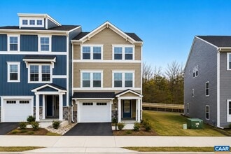 Building Photo - 1362 Laconia Ln