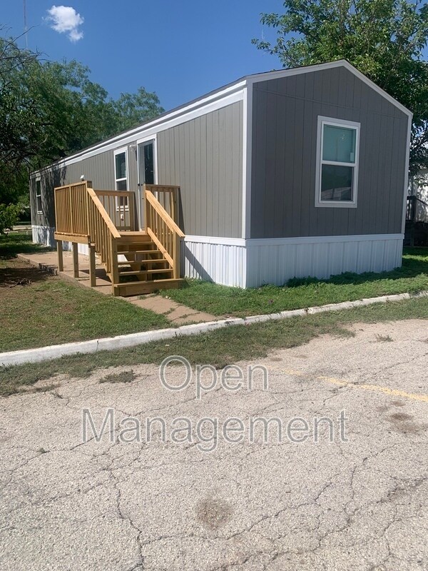 Building Photo - 2501 Martin Luther King Dr