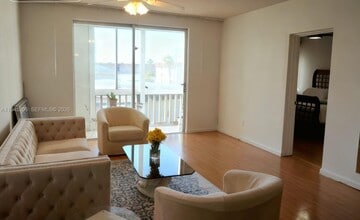 Building Photo - 1481 NE Miami Gardens Dr