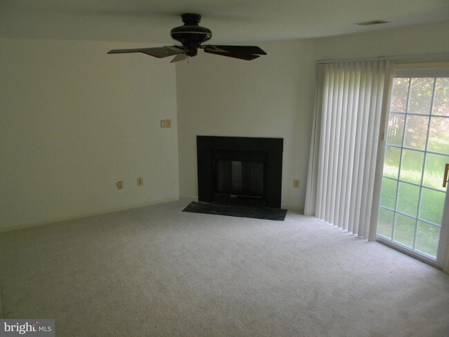 Building Photo - 6303 Grimsby Ct