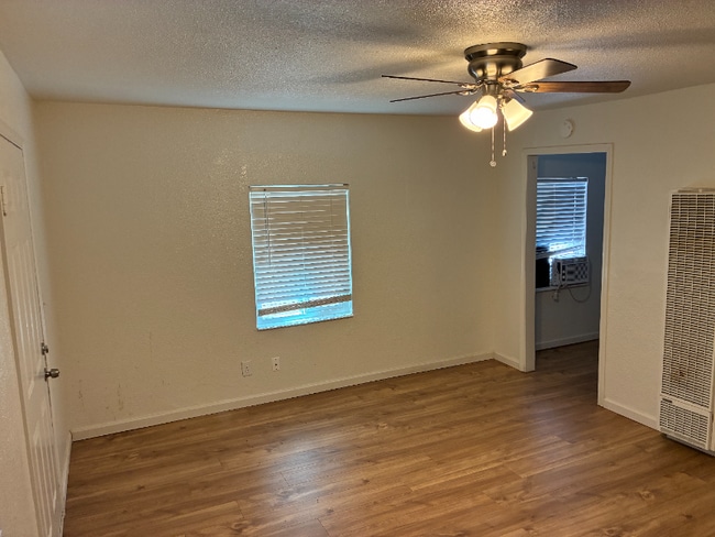 Building Photo - 3731 Jasmine St