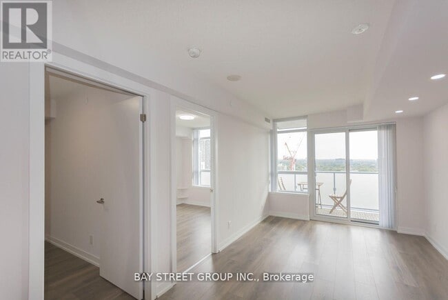 Building Photo - 365 Church St