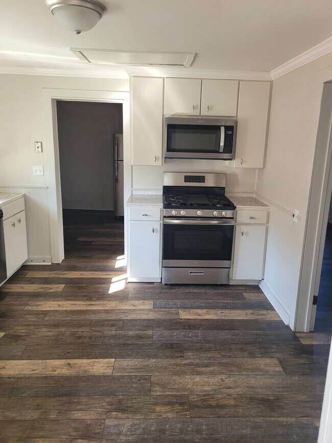 Foto del edificio - 109 N Suire St