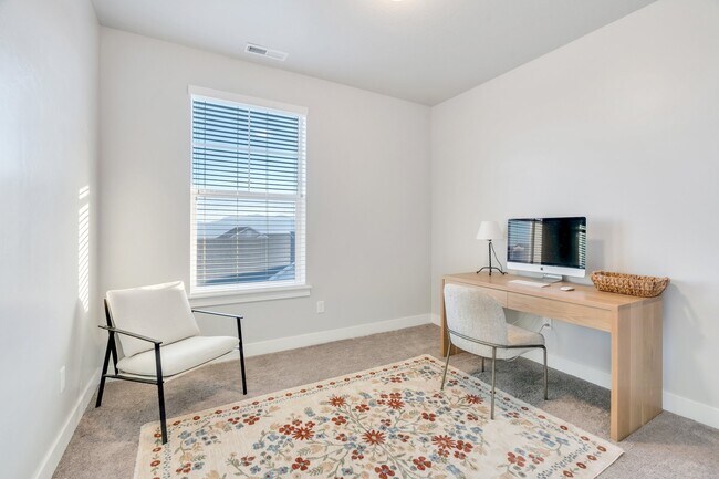 Foto del edificio - 14681 Astin Ln