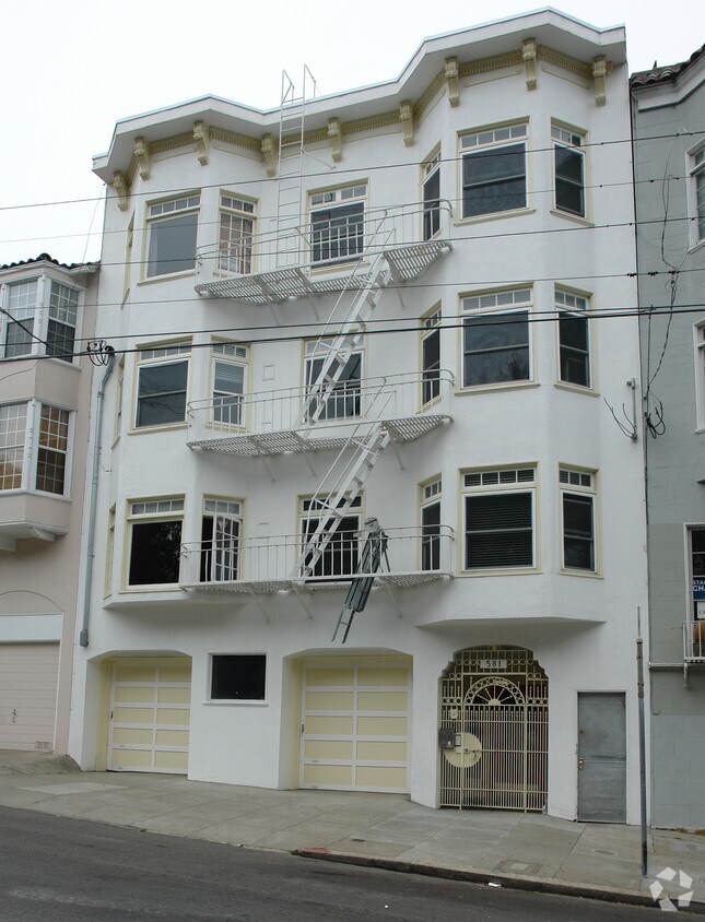 Foto principal - 581 14th Ave