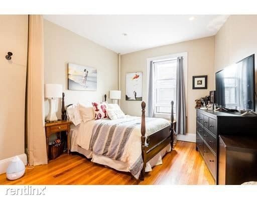 Building Photo - 2 br, 1 bath  - 21 Revere Street #4 NG 4