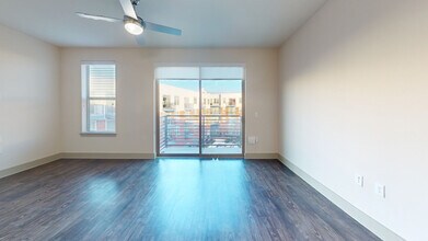 Interior Photo - Central Square at Frisco
