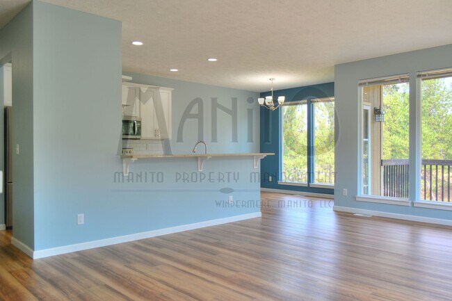 Foto del edificio - Bright & Spacious Moran Prairie Rancher