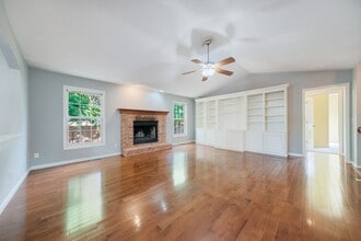 Building Photo - 2414 Nugent Cir