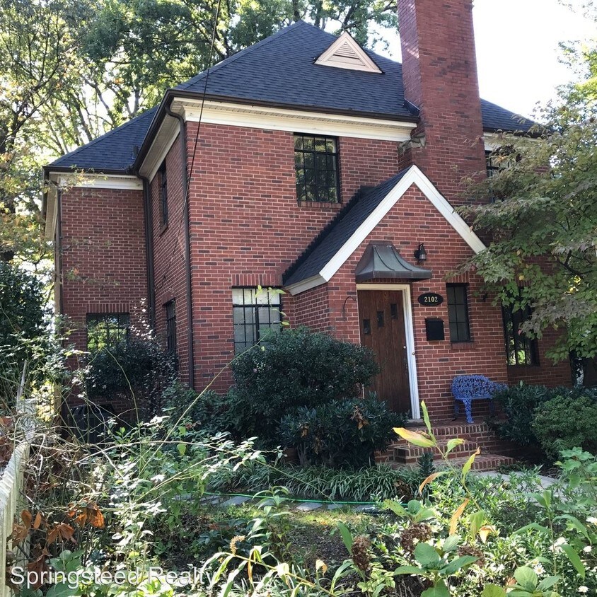 Primary Photo - 2102 Belvedere Ave