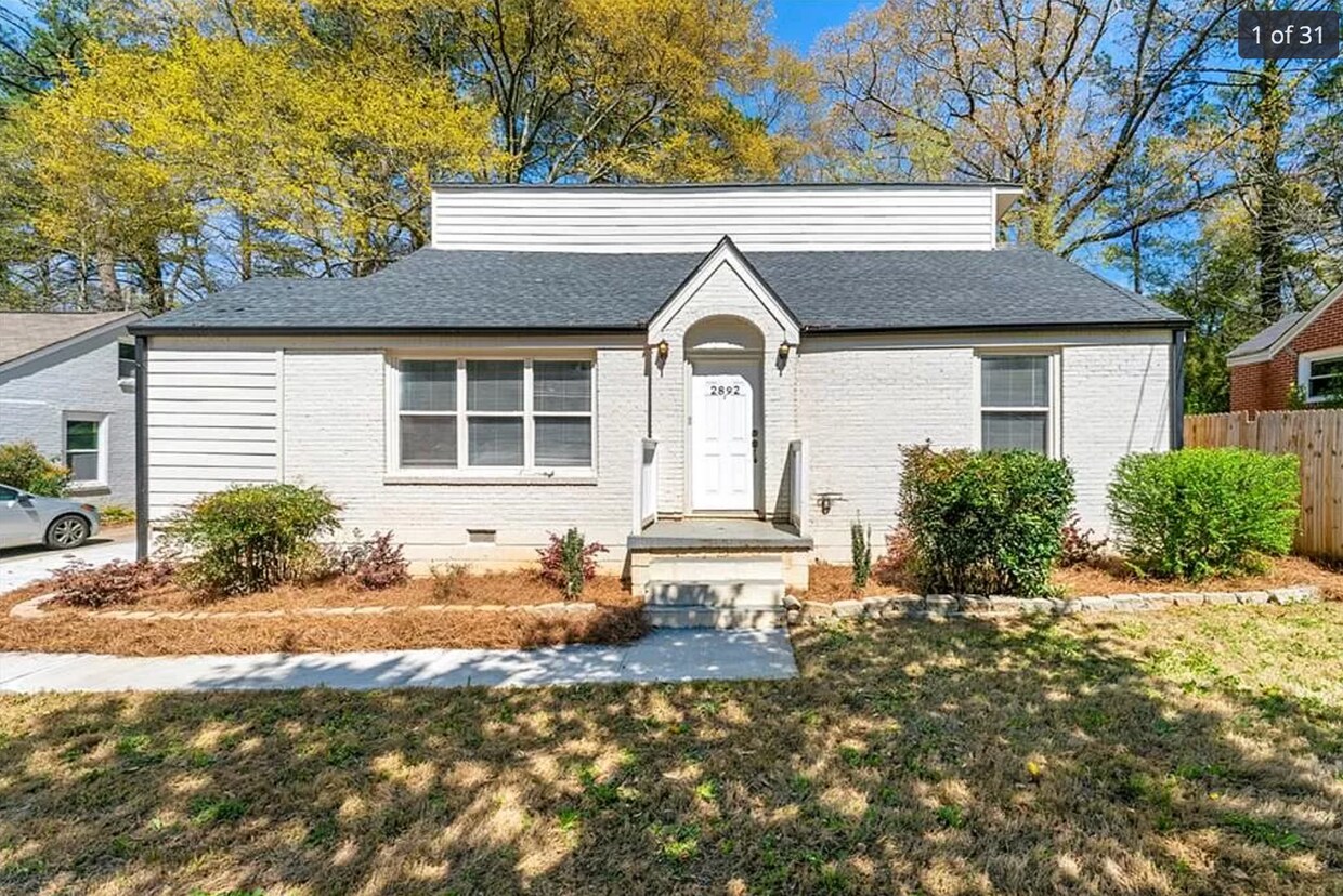 Foto principal - 2892 Glenwood Ave SE