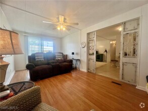Building Photo - 817 Cape Haze Ln
