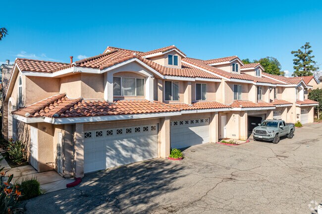 Imagen alternativa de la comunidad - 2946 S Campus Ave