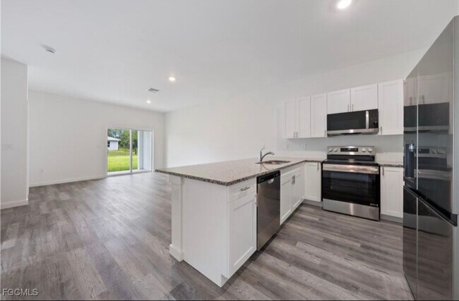 Foto del edificio - 1027 Meadow Rd