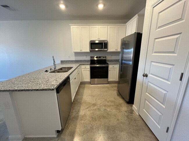 Foto del edificio - 912 Wax Myrtle Ct