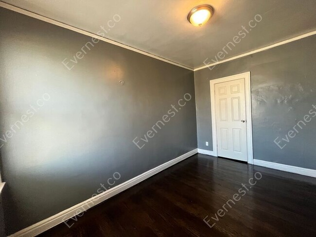 Foto del edificio - 13920 Littlefield St