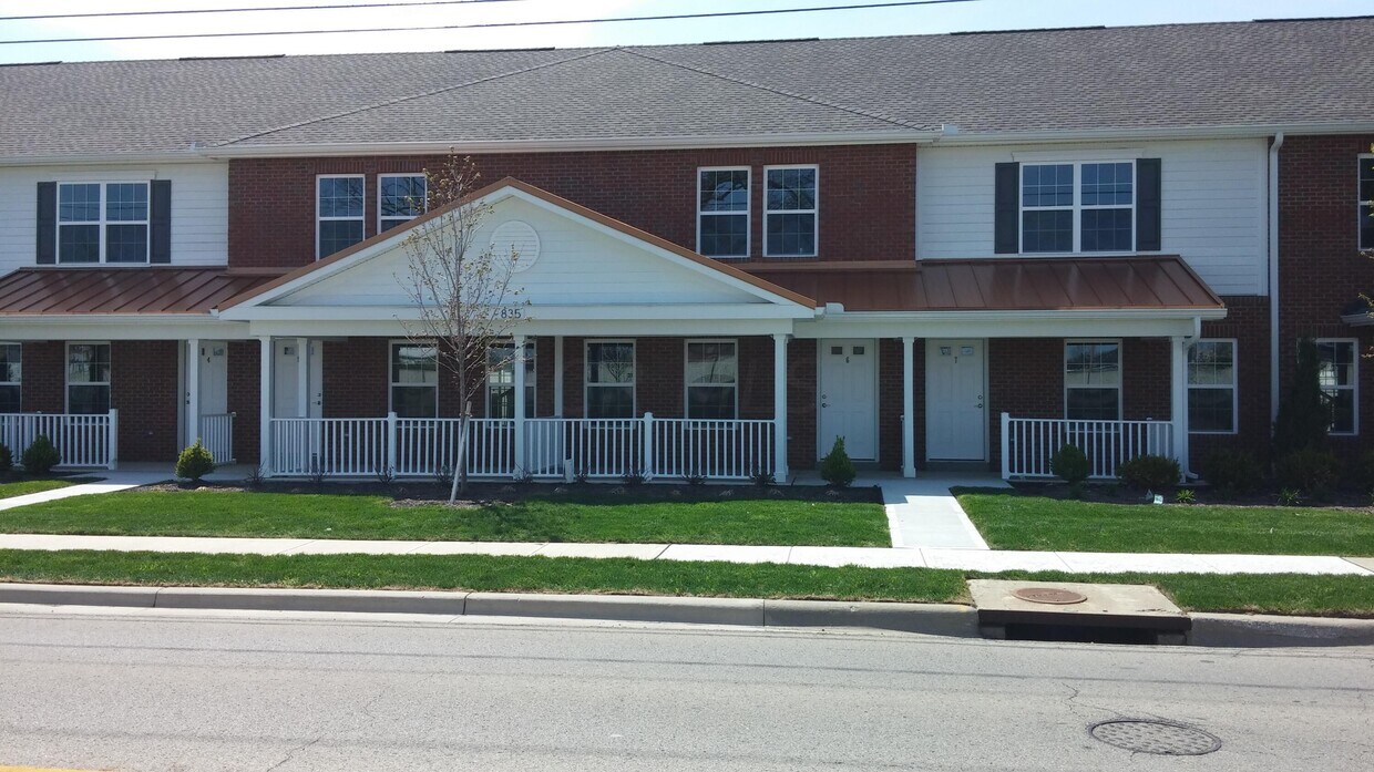 835 Proprietors Rd, Worthington, OH 43085 Condo for Rent in