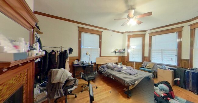 Foto del edificio - 12 Gardner St