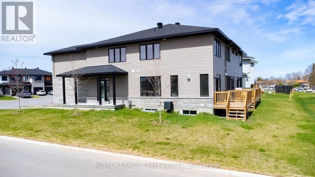 Building Photo - 3 Morrall Ct