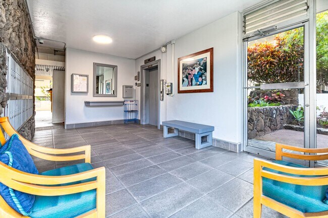 Foto del edificio - Bright and spacious 1 bedroom 1 bath condo in Makiki !