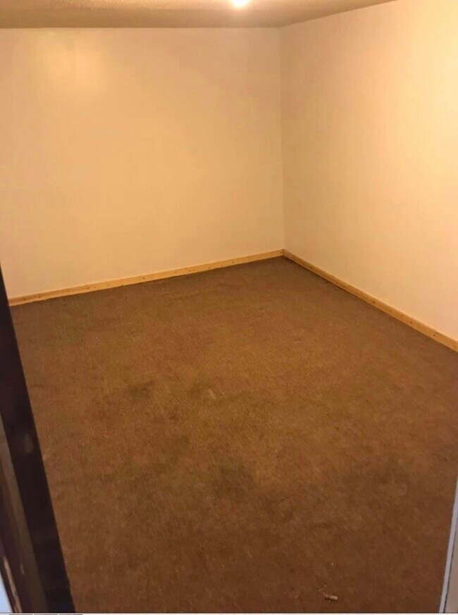 108 S 2nd Ave, Paden City, WV 26159 House Rental in Paden City, WV