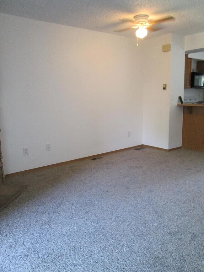 Foto del edificio - 2744 E Nichols Cir